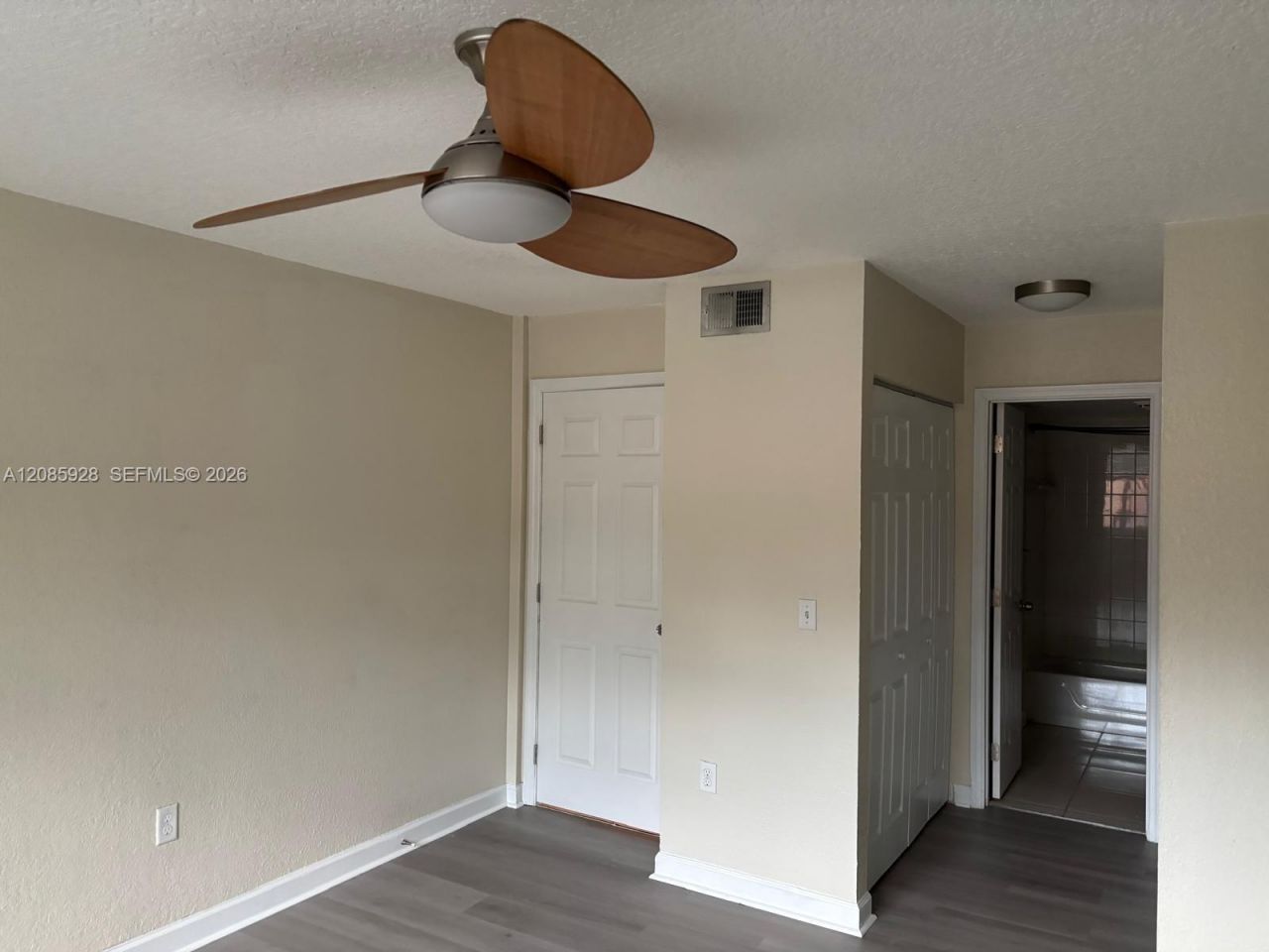 1721 Village Blvd, Unit 205, West Palm Beach, FL 33409 Photo