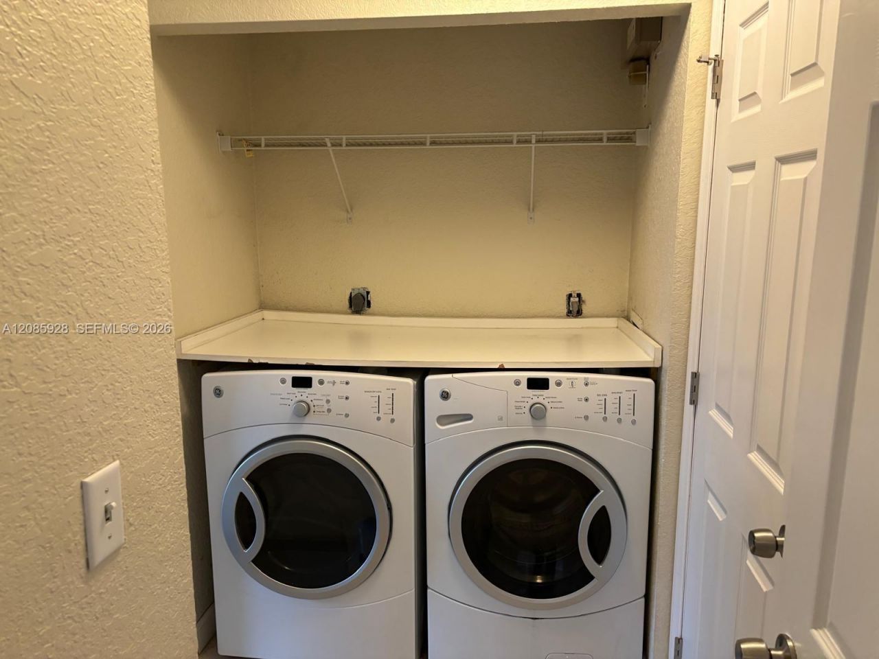 1721 Village Blvd, Unit 205, West Palm Beach, FL 33409 Photo