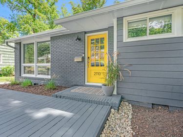 2110 Woodview Drive, Raleigh, NC 27604