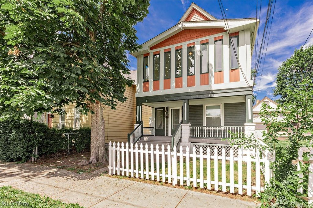 2468, 2472 & 2484 W 10th Street, Cleveland, OH 44113 Main Photo