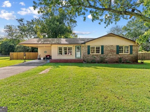 123 Donna Street SW, Calhoun, GA 30701