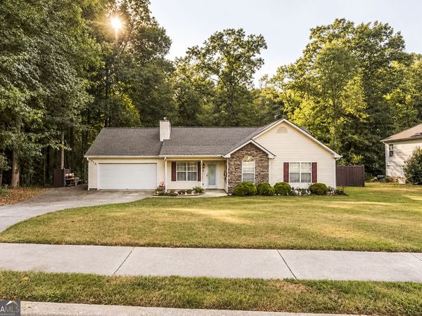 512 Lindsey Way, Social Circle, GA 30025