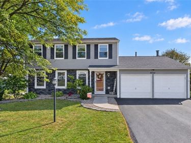 5822 Mountain Laurel Drive , Manlius, NY 13057