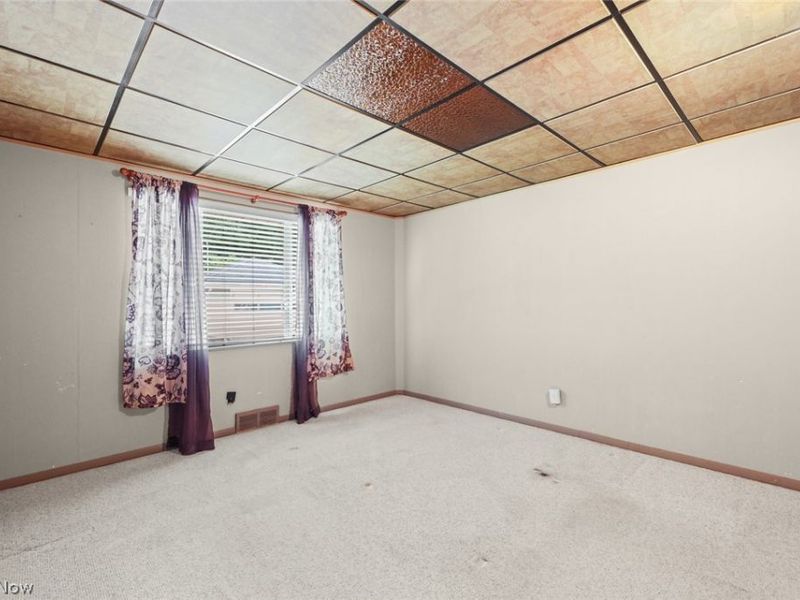 4695 W Ridgewood Drive, Parma, OH 44134 Photo 5