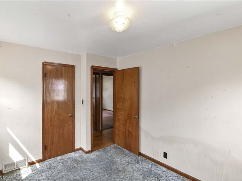 5891 Pearl Road, Parma Heights, OH 44130 Photo 20