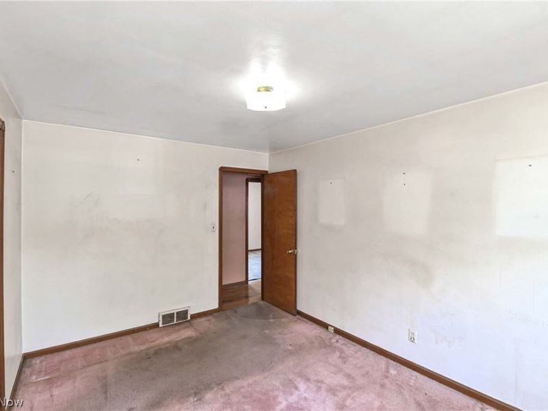 5891 Pearl Road, Parma Heights, OH 44130 Photo 24
