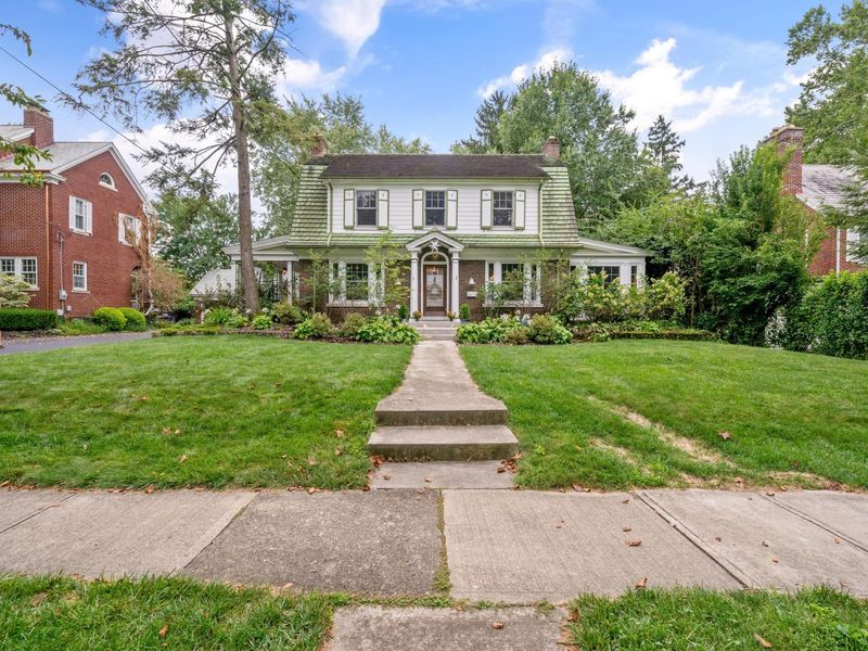 2191 Bryden Road, Bexley, OH 43209 Photo 2