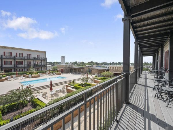 7707 Bluebonnet Blvd, Unit #329, Baton Rouge, LA 70810