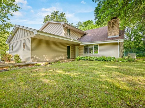 6538 Coach Lite Court , Loves Park, IL 61111