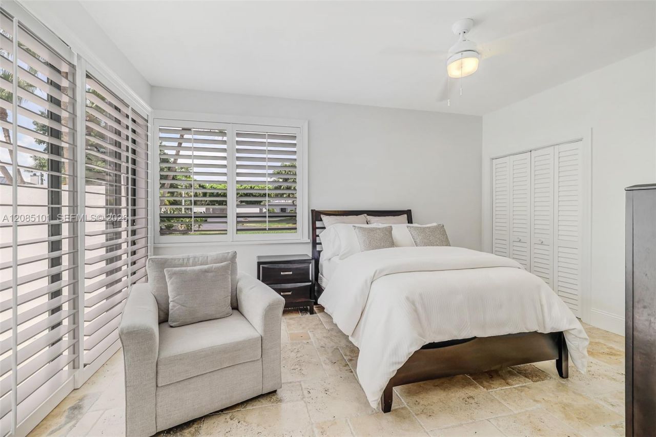 7730 SW 68 Terrace, Miami, FL 33143 Photo