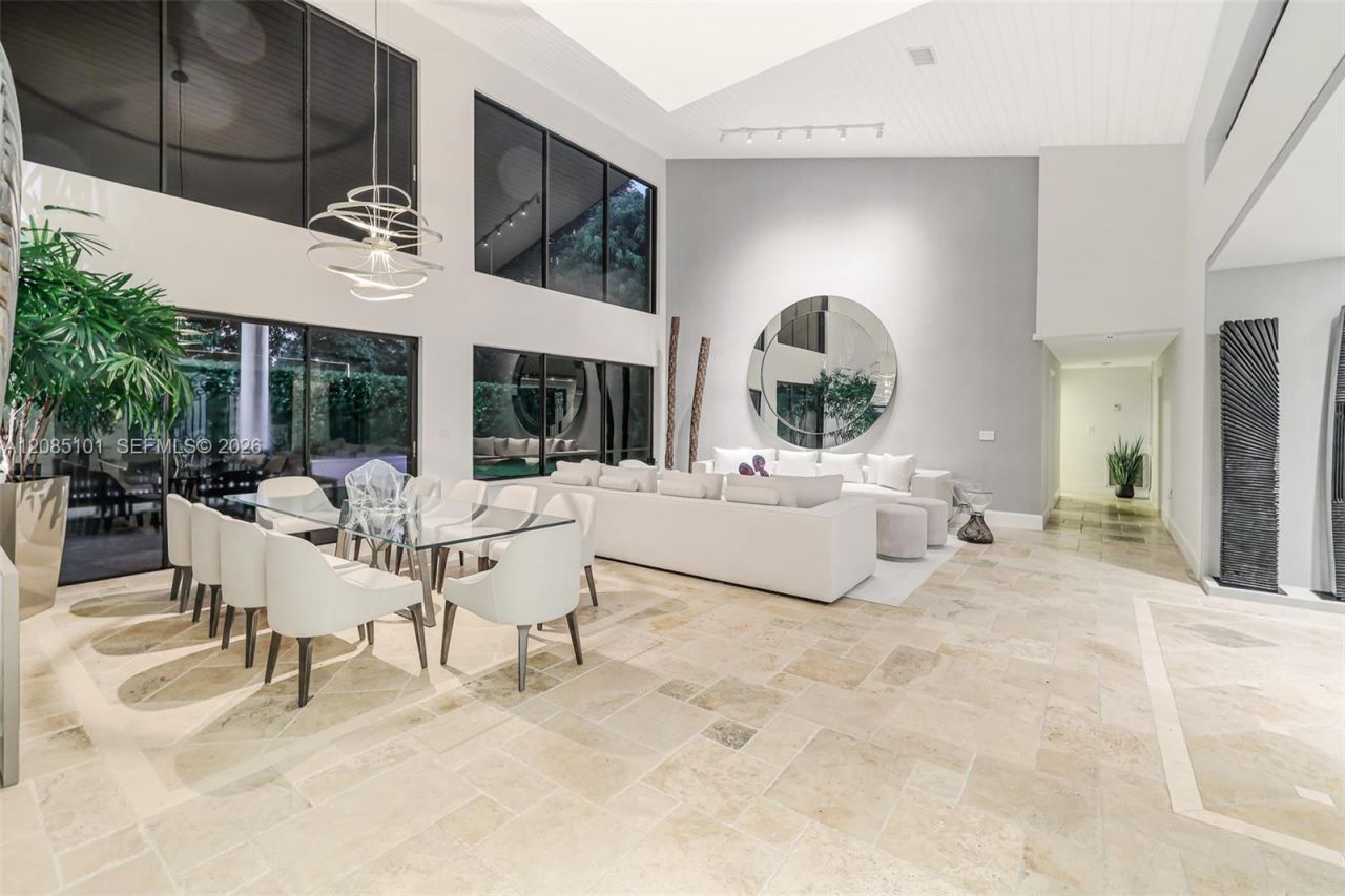 7730 SW 68 Terrace, Miami, FL 33143 Photo