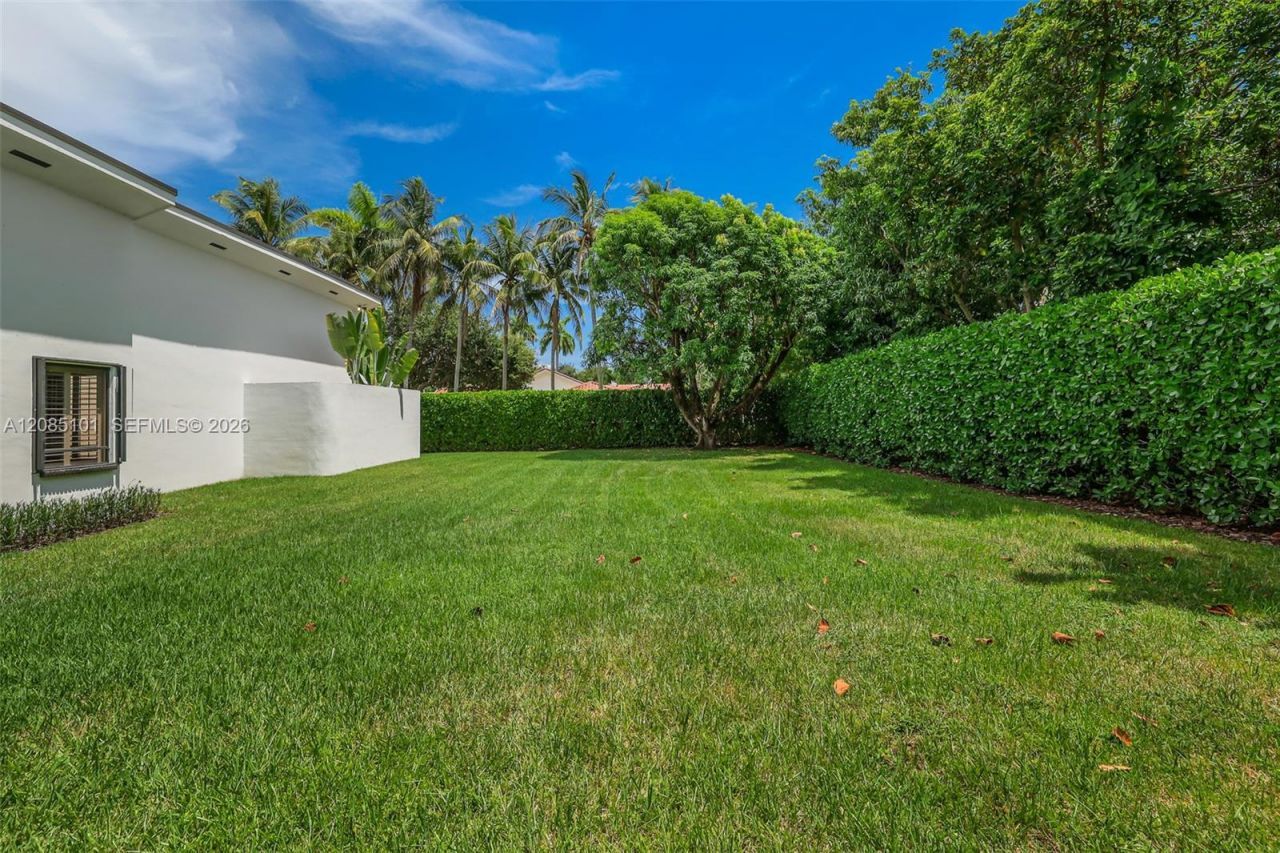 7730 SW 68 Terrace, Miami, FL 33143 Photo