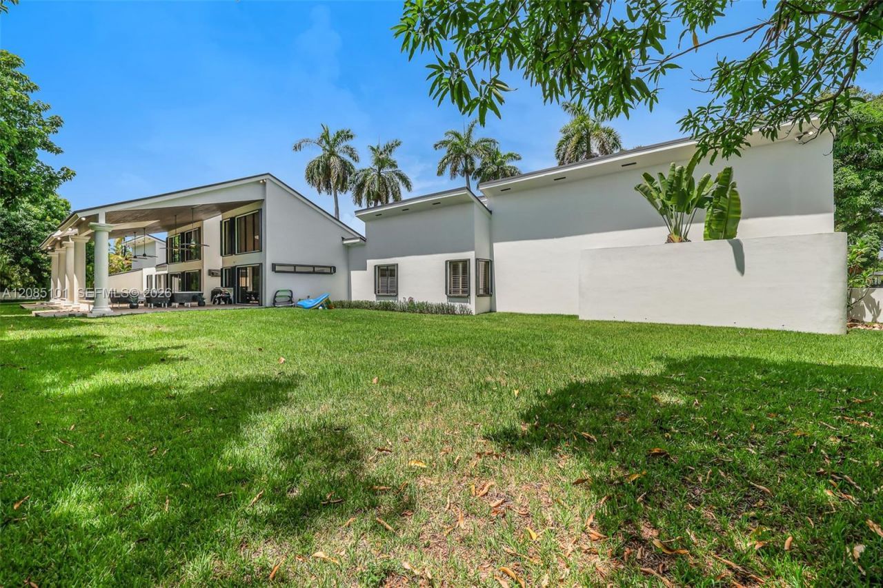 7730 SW 68 Terrace, Miami, FL 33143 Photo