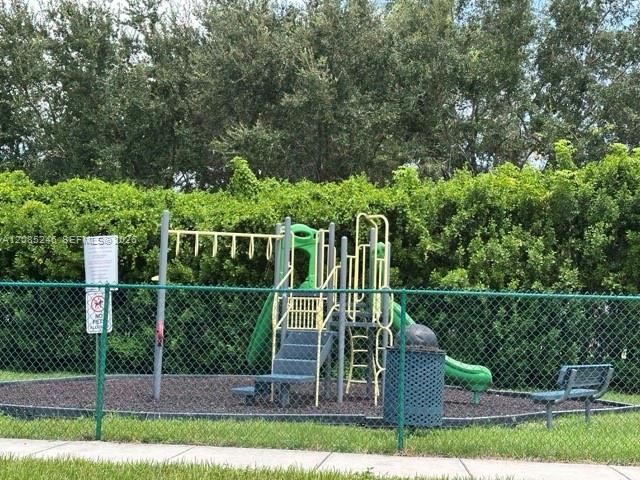 3210 SE 6th St, Homestead, FL 33033 Photo