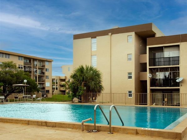 506 NW 87th Ave , Unit 212, Miami, FL 33172