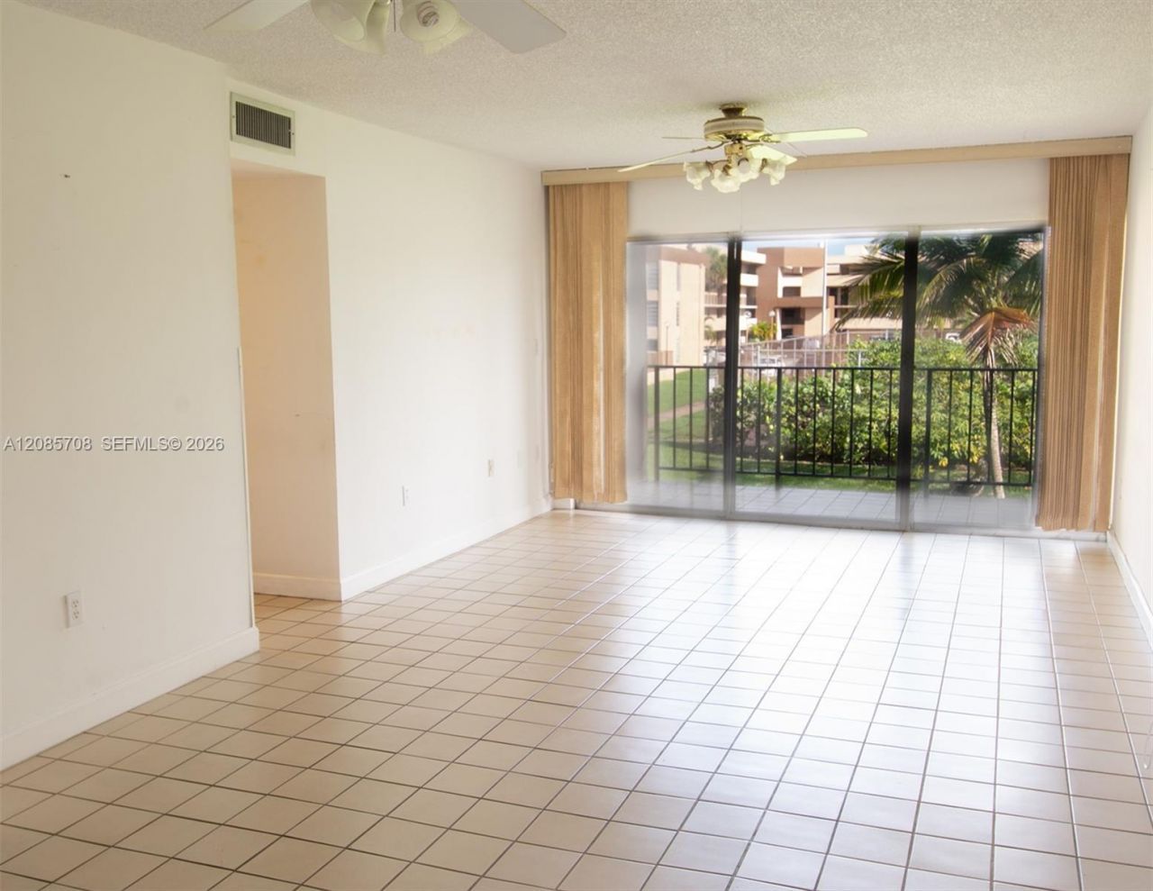 506 NW 87th Ave, Unit 212, Miami, FL 33172 Photo