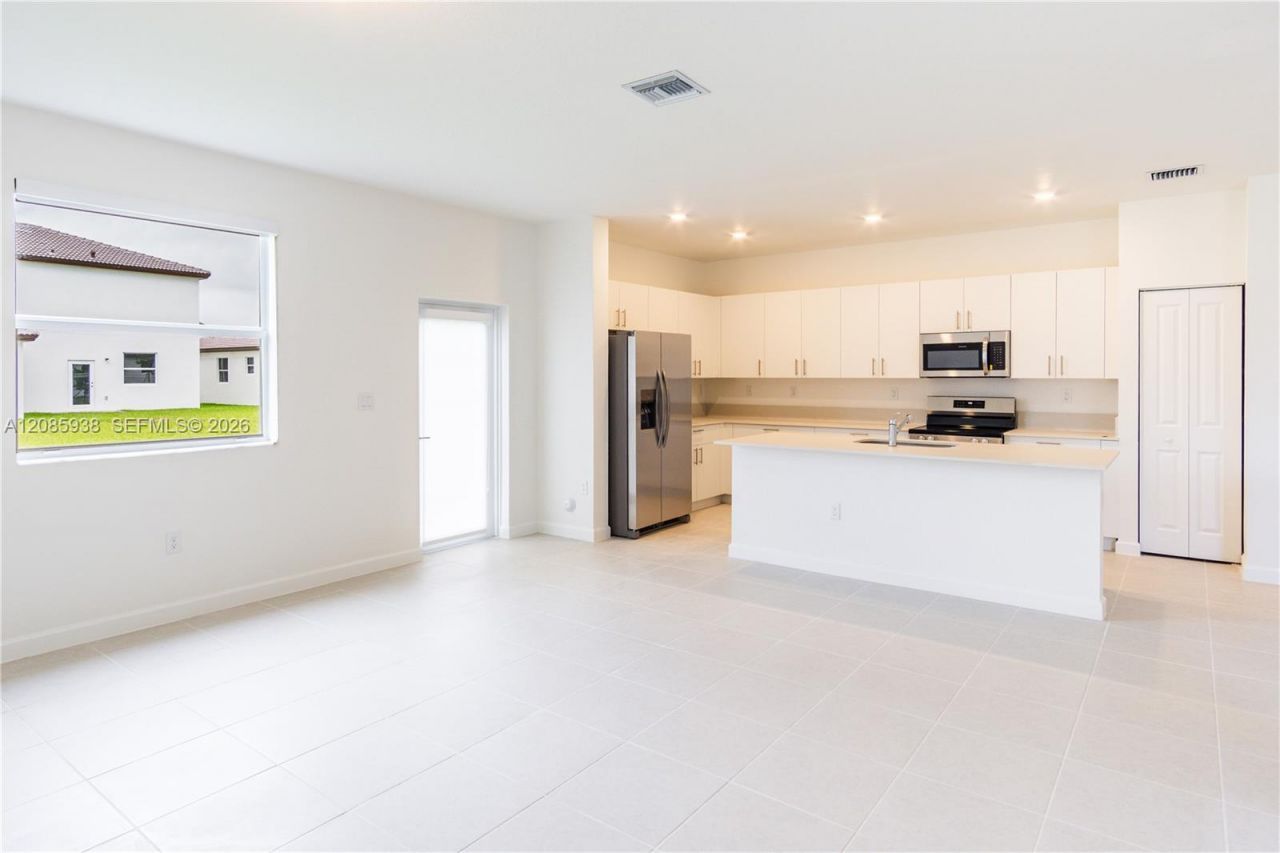 2996 SE 25th Ter, Homestead, FL 33035 Photo