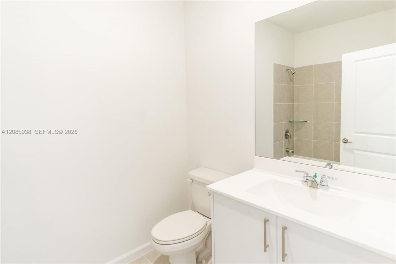 2996 SE 25th Ter, Homestead, FL 33035 Photo