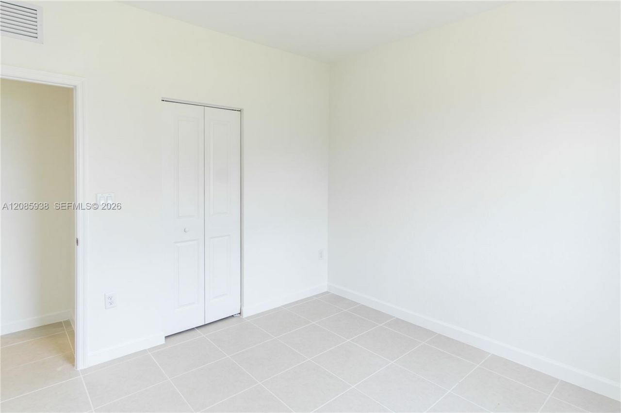 2996 SE 25th Ter, Homestead, FL 33035 Photo