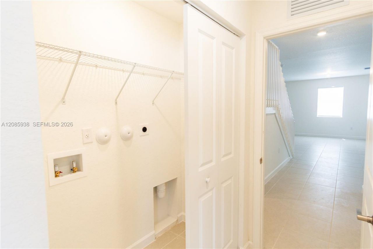 2996 SE 25th Ter, Homestead, FL 33035 Photo