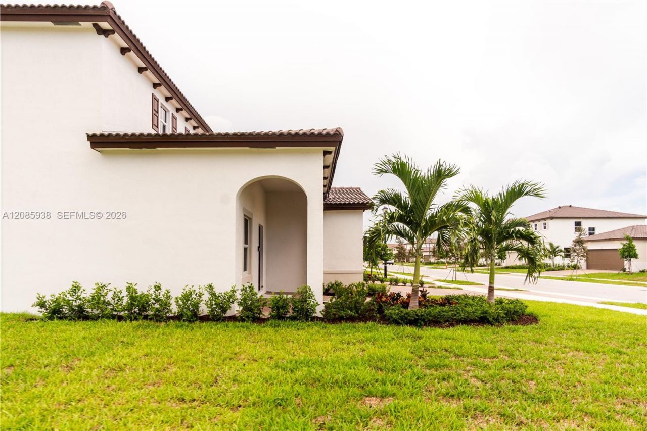 2996 SE 25th Ter, Homestead, FL 33035 Photo