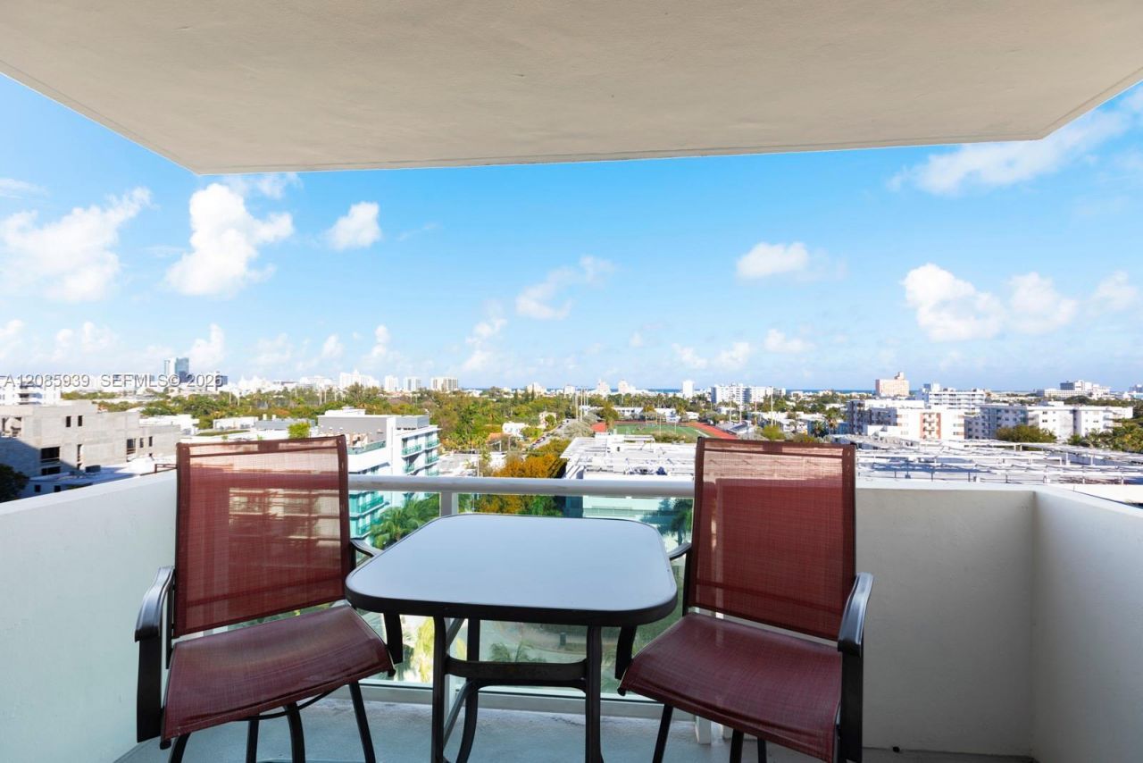 1200 West Ave, Unit 907, Miami Beach, FL 33139 Photo