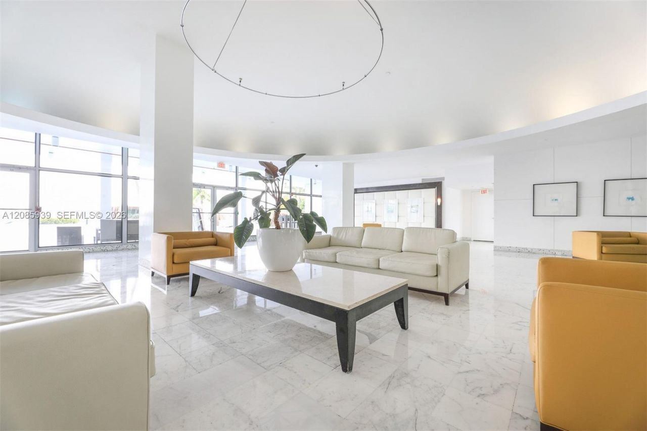 1200 West Ave, Unit 907, Miami Beach, FL 33139 Photo