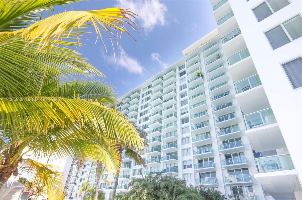 1200 West Ave, Unit 907, Miami Beach, FL 33139 Photo