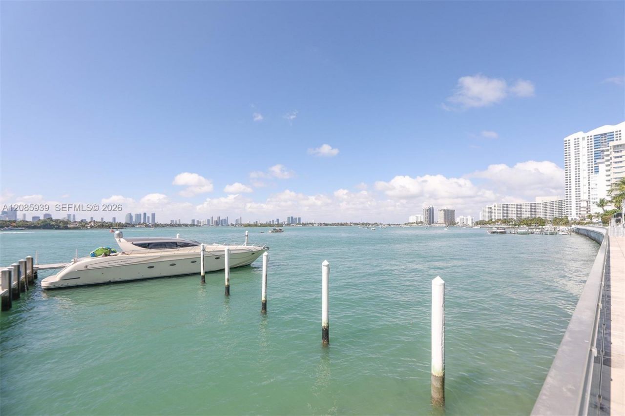 1200 West Ave, Unit 907, Miami Beach, FL 33139 Photo
