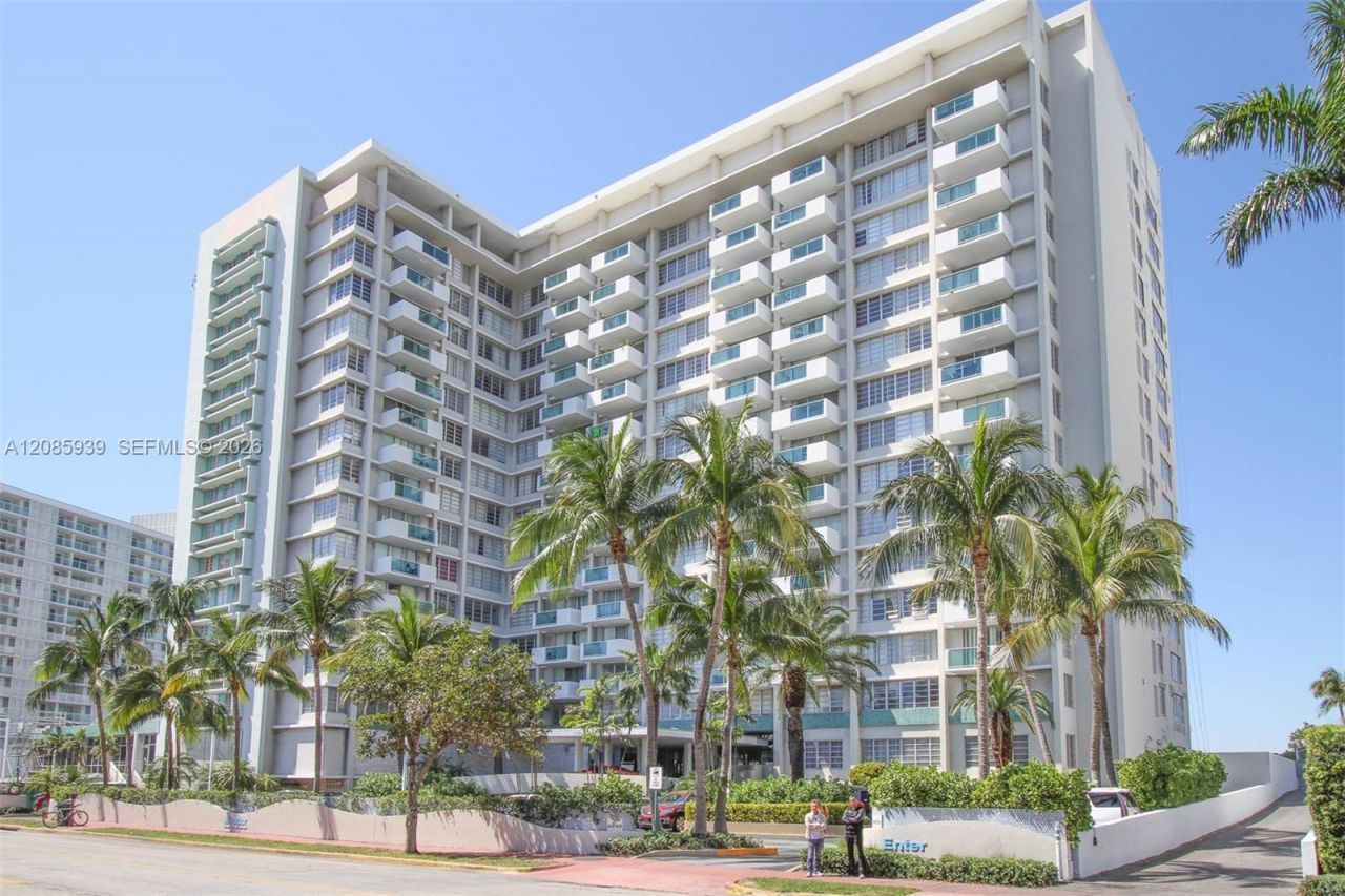 1200 West Ave, Unit 907, Miami Beach, FL 33139 Photo
