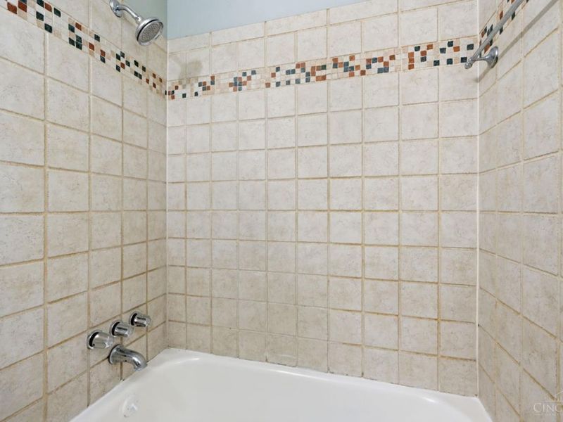 2536 Bracebridge Drive, Cincinnati, OH 45231 Photo 26