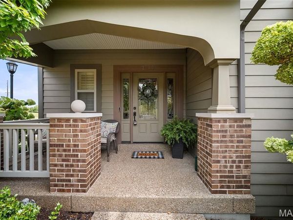 2700 Grover Crossing Drive , Wildwood, MO 63040