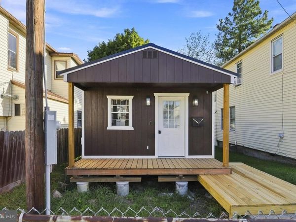 146 W PIEDMONT STREET, KEYSER, WV 26726