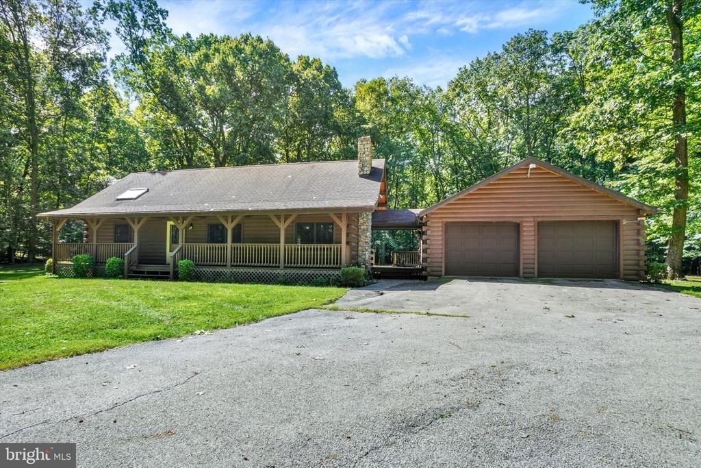 4468 SUNNY SLOPE ROAD, GLEN ROCK, PA 17327
