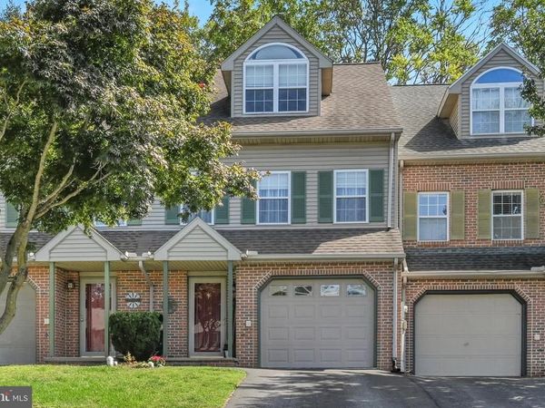 73 IRONSTONE , ELIZABETHTOWN, PA 17022