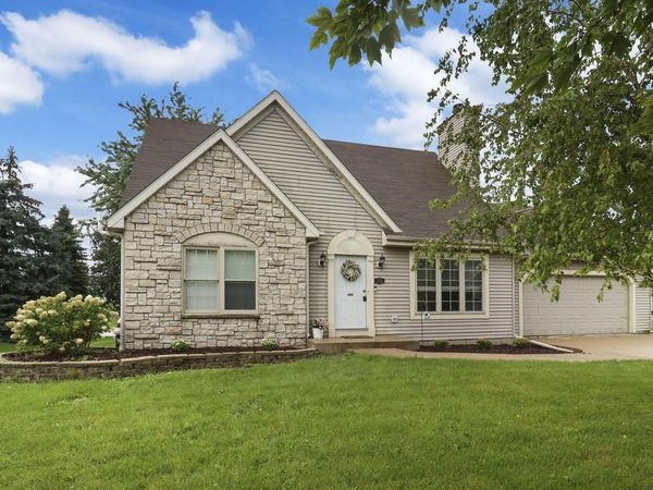 126 13th AVENUE, Union Grove, WI 53182