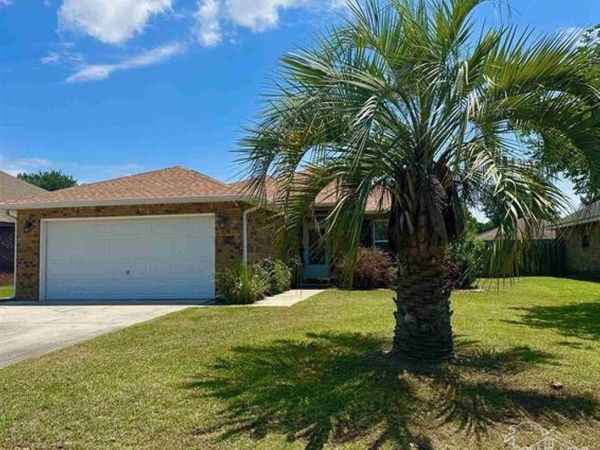 4907 Makenna Cir, Pace, FL 32571