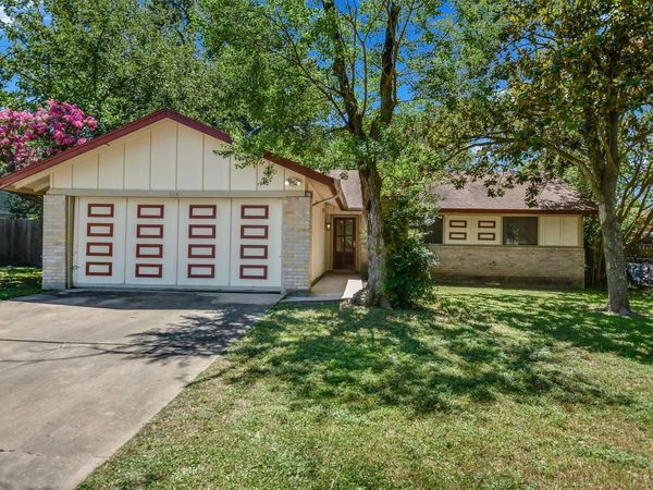 514 Chihuahua TRL, Austin, TX 78745