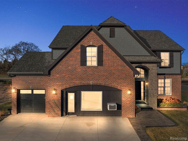 26644 Hidden Ridge Drive, Chesterfield Township, Mi 48051