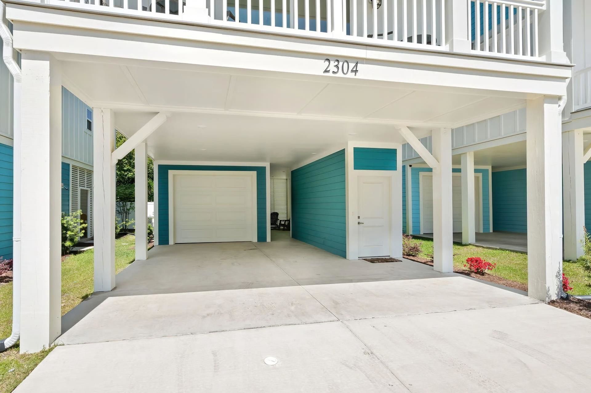 2304 Seaseeker Ln. Photo 4