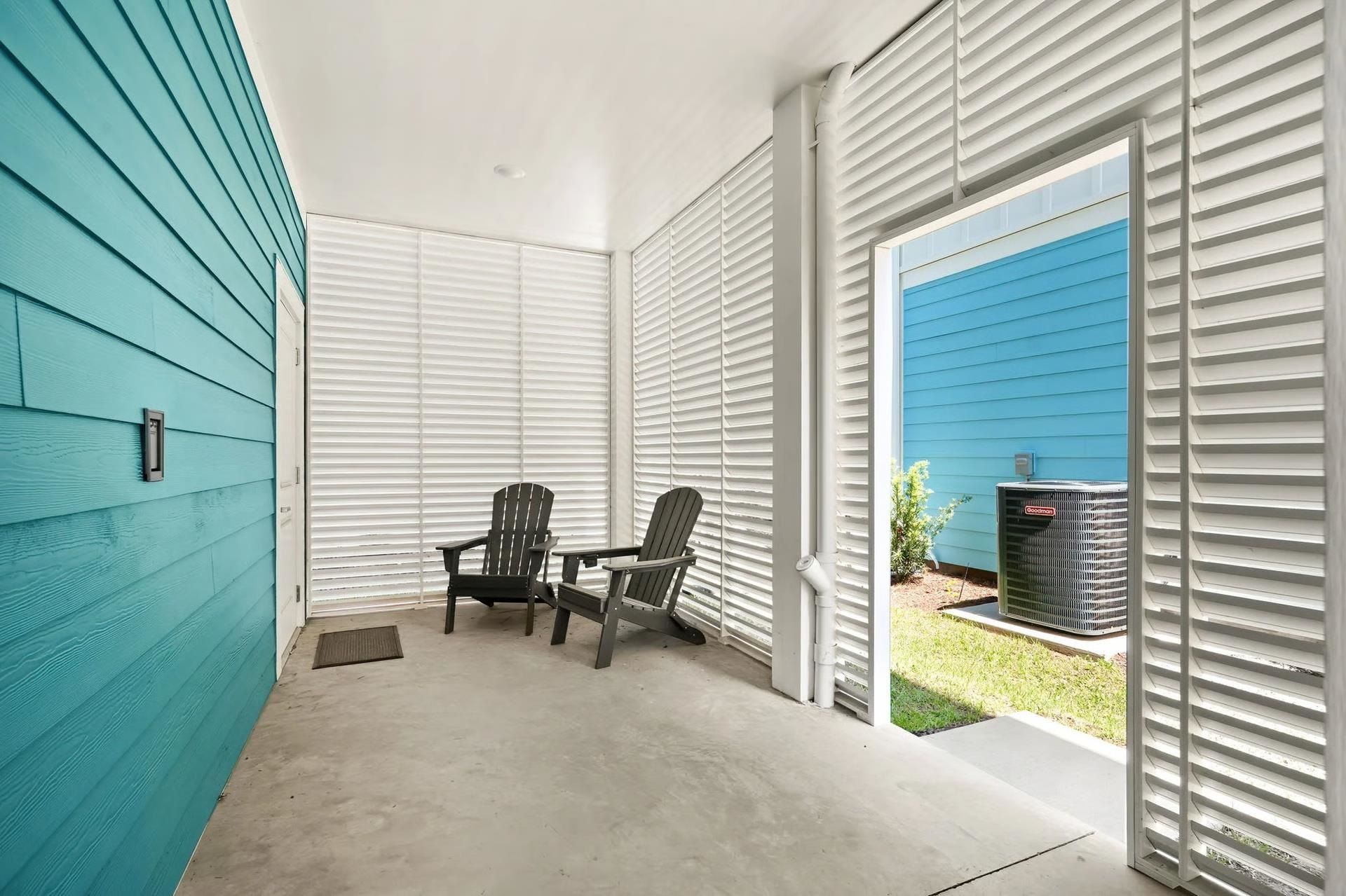2304 Seaseeker Ln. Photo 6