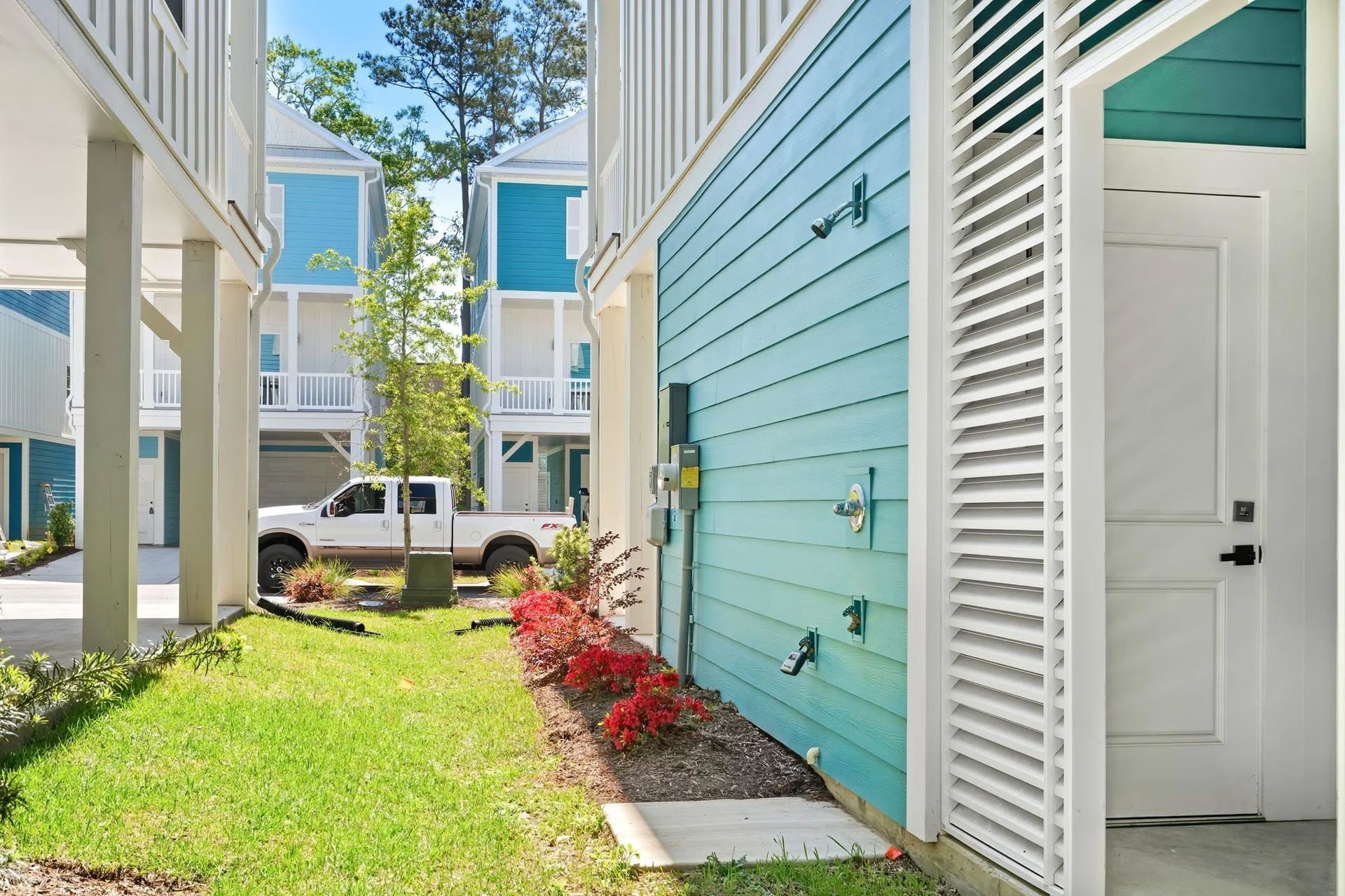 2304 Seaseeker Ln. Photo 7