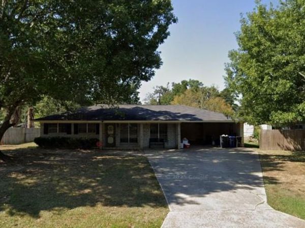 5659 Knollcrest Drive, Shreveport, LA 71129