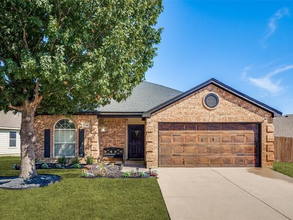1148 Mustang Ridge Drive, Fort Worth, TX 76052