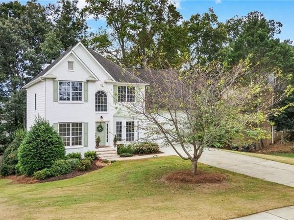 5665 Kennemore Drive, Alpharetta, GA 30004