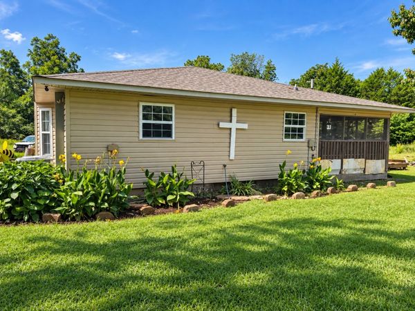 461212 E 846 Road , Stilwell, OK 74960
