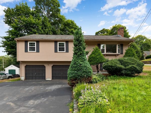 4 West St, Wakefield, MA 01880