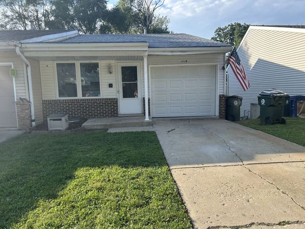 1116 STRATFORD Lane, Algonquin, IL 60102