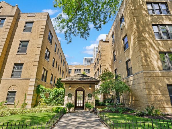 714 W BUENA Street, Unit B, Chicago, IL 60613