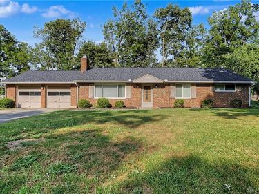 5127 Chapin Street, Centerville, OH 45429